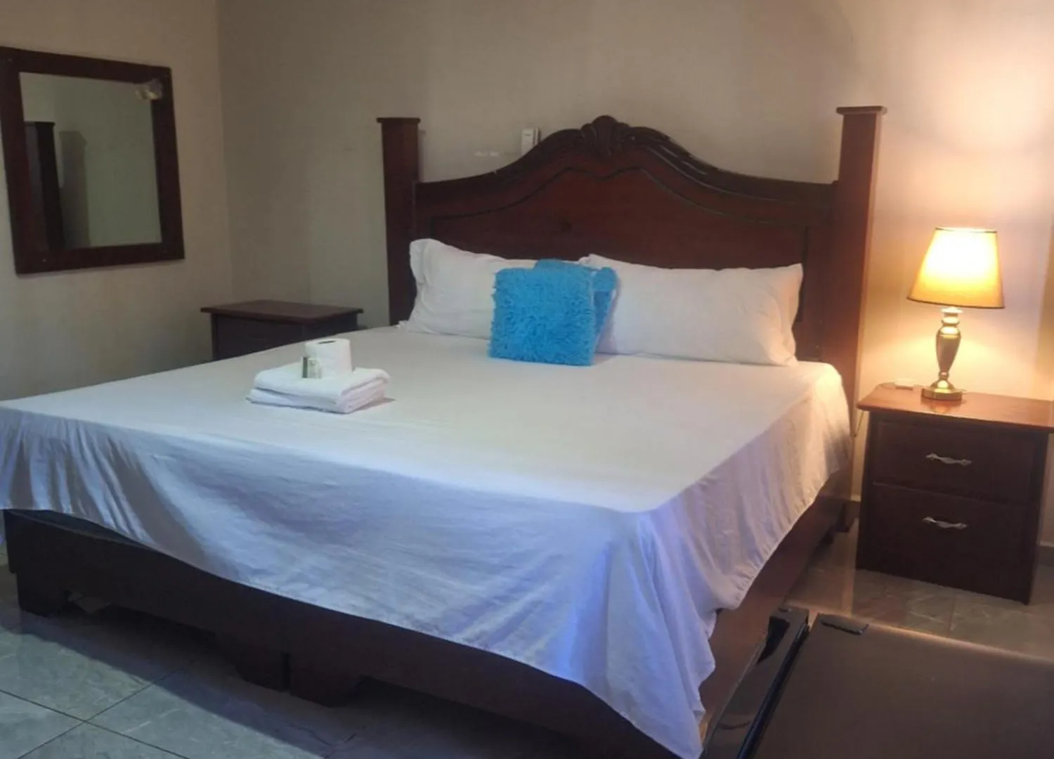 Hotel Enrique II Zona Colonial Vista Al Malecon Santo Domingo 2*,